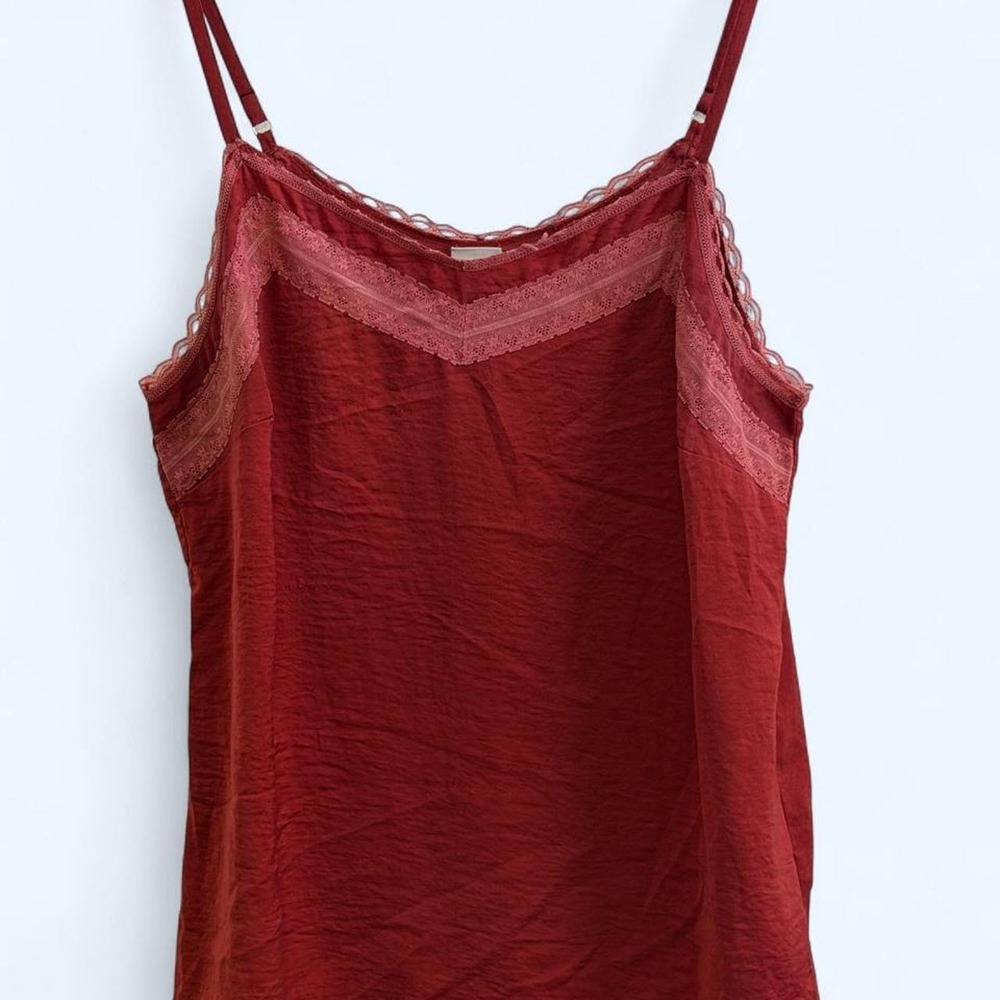 Romantic Sweetheart Neckline Cabi All Purpose Cami Top Laced Trim Mulberry Sz XL